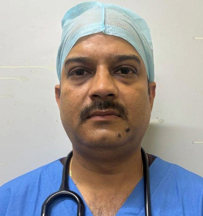 Dr. Sourav De